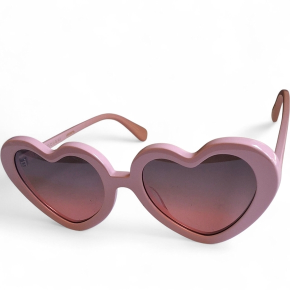 Lele Sadoughi Heart Sunglasses Pink Blush Oversized Gradient Lenses NWOT - Picture 10 of 16
